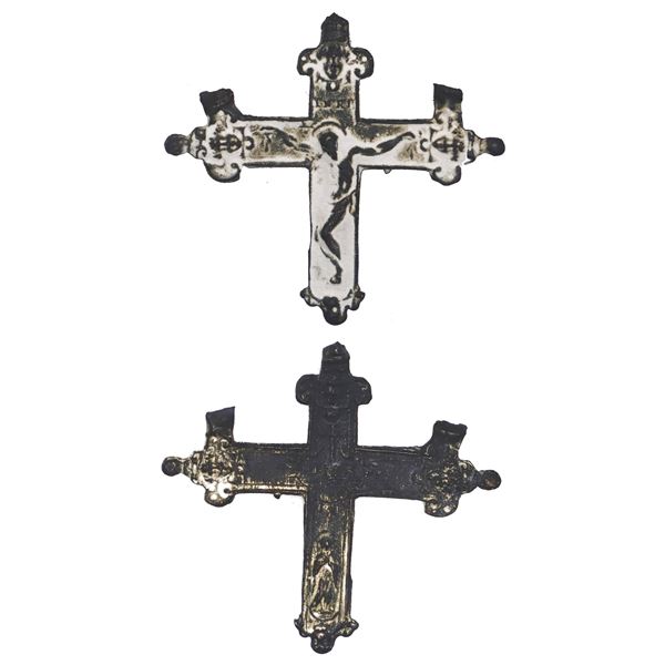 Small but ornate brass cross with white encrustation, ex-San Gerónimo (1751).