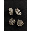Image 2 : 2 Pairs of Gorgeous Vintage Rhinestone Clip on Earrings