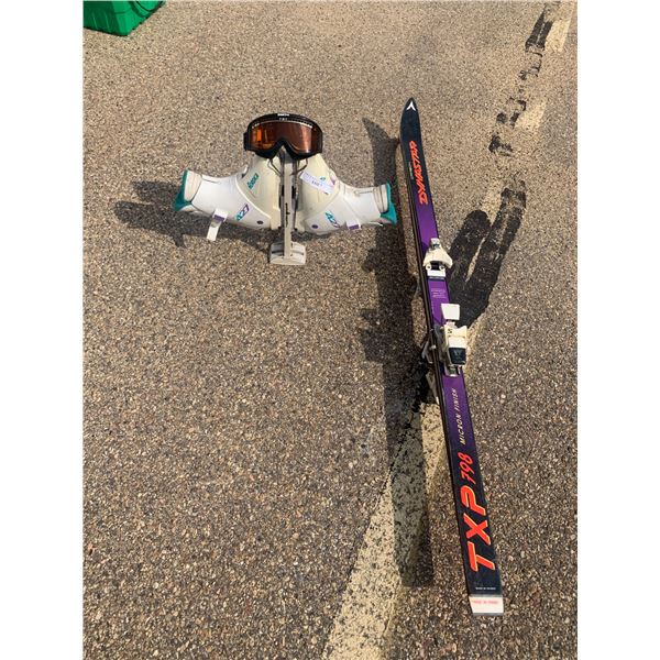 Nordica Rear Entry Line Ski Boots approx sz 7, Allsop Boot Stand & Smith Ski Goggles & Solomon TXP79