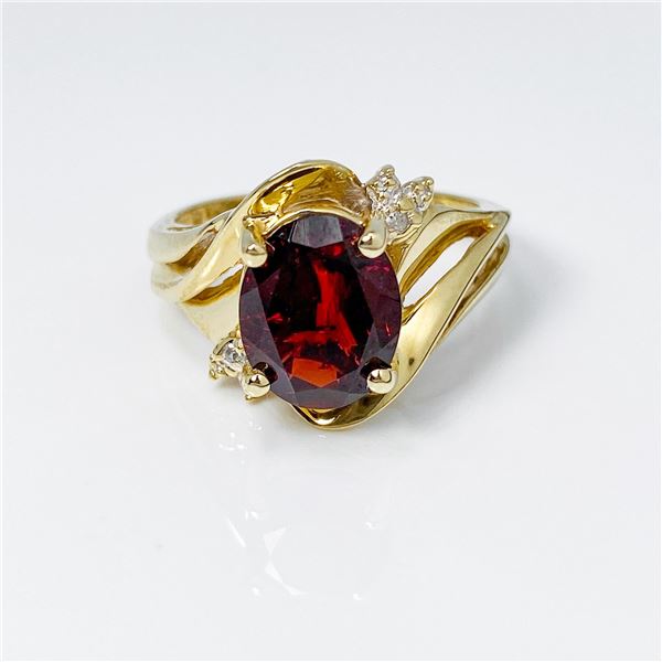 10k yg Diamond & Garnet Fashion Ring
