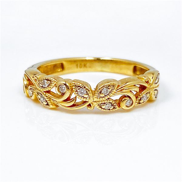10k yg Floral Band with Diamonds