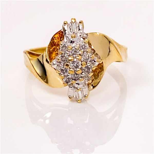 10k yg Cluster Fashion Ring w/ Diamonds