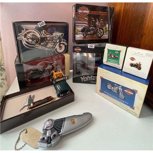 New Harley Davidson Collectables Folding Knife Franklin Mint Mini Bikes & HD Yahtzee