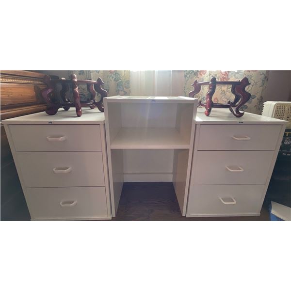 Household Organizational Units 16x16x21 w/ Decorative Pedestals