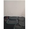 Image 1 : Assorted Pyrex, Fire King & No Name Kitchenware