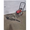 Image 1 : Briggs & Stratton 2200psi Pressure Washer