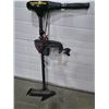 Image 1 : Endura C2 Minn Kota 12 Volt 5 Speed Motor
