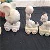 Image 8 : Assorted Baby Decor