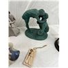 Image 3 : Decorative Figures