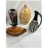 Image 2 : Assortment of Vases