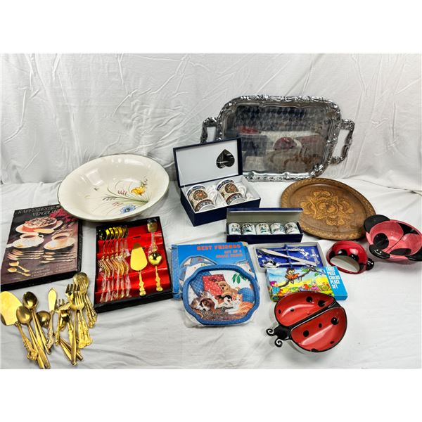 Assortment of Kitchen Servingware