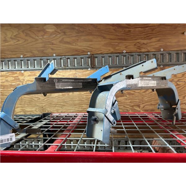 Set of workhorse ladder platform brackets