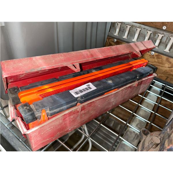 Set of road side triangles