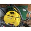 Image 1 : Karcher 370 electric pressure washer with carry case