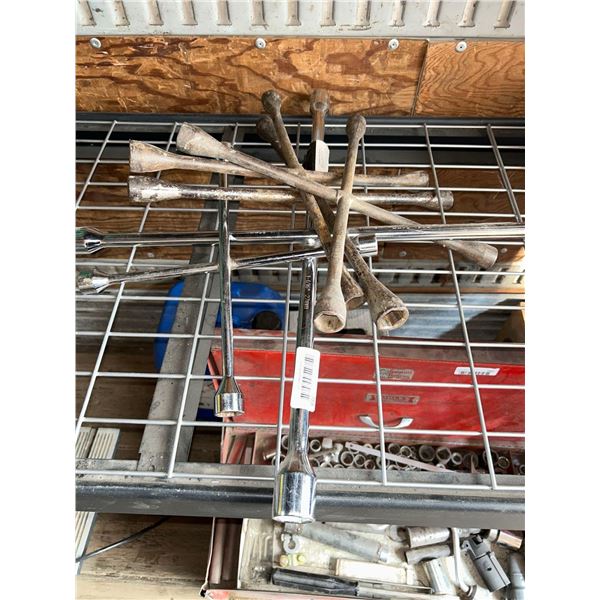 Lot of 5 assorted size wheel wrenches