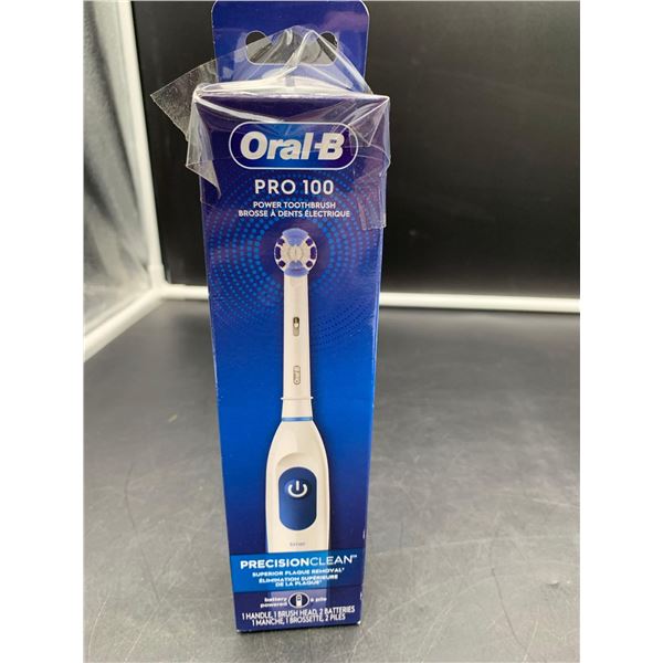 Oral B Pro 100 Power Toothbrush, battery powered