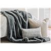 Image 1 : Casa Premium Faux Throw Blanket (130cm x 160cm)