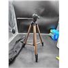 Image 2 : Amazon Basics Photography Tripod and Case