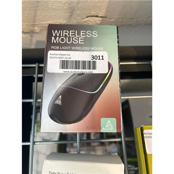 Wireless mouse with RGB lighting