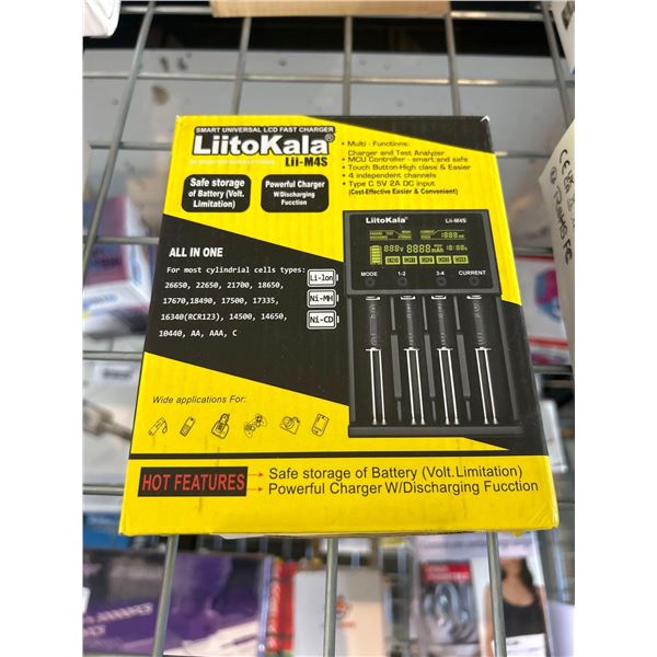 LiitoKala smart LCD fast battery charger