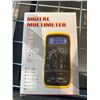 Image 1 : Digital handheld multimeter