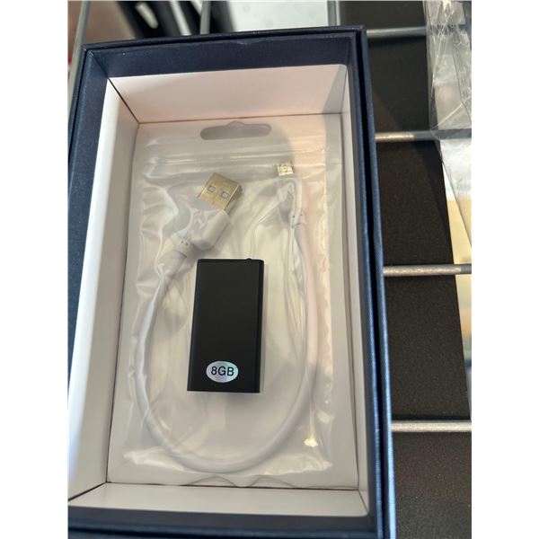 Sttwunake small 8GB voice recorder