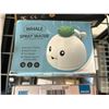 Image 1 : Whale water spraying childrens bath toy