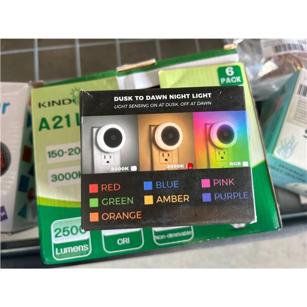 Dusk to dawn night light, pack of 2