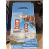 Image 1 : Clif Bar Blueberry Almond Crisp 12 x 68g
