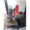 Image 2 : SKILSAW 5950 Laser Cutline Cordless 18 Volt 7 1/4" Circular Saw