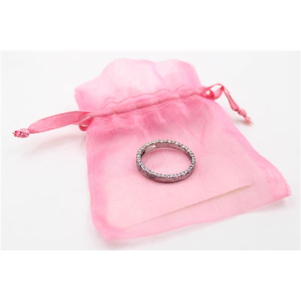 ESTATE SILVER PENDANT IN CLOTH POUCH