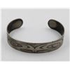 Image 1 : HAIDA EAGLE SIGNED BRACELT MENS LARGE-ESTATE