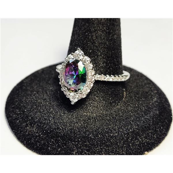 24)  SLVER TONE WITH HALO SET CLEAR AND MYSTIC TOP