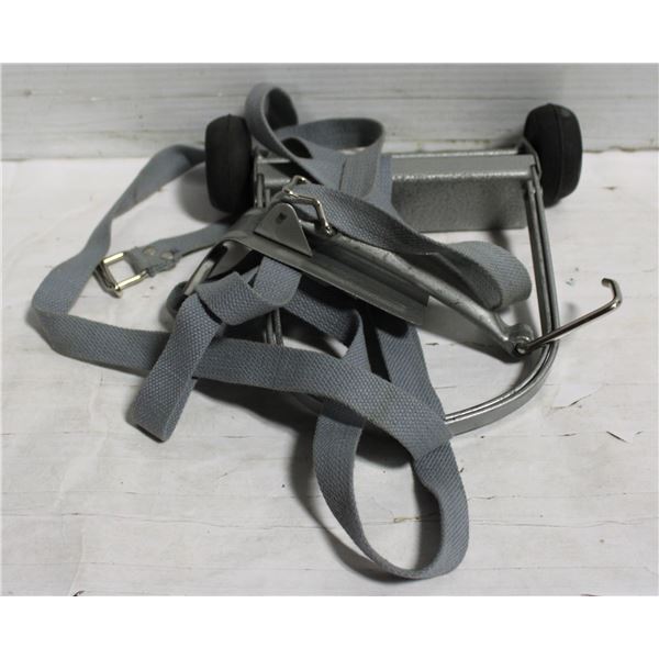 VINTAGE LUGGAGE CARRIER - ESTATE