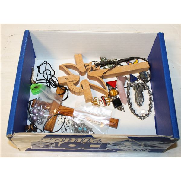 ASST. ESTATE ITEMS - JEWELRY & MORE