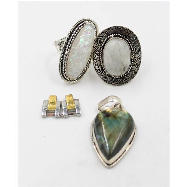 5PCS. 2 OPAL RINGS, BLOODSTONE PENNANT