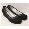 Image 1 : NEW AMERICAN EAGLE BLACK BALLET STYLE FLATS SHOES