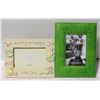 Image 1 : NEW GREEN URBAN BARN & LITTLE CHILD PHOTO FRAMES