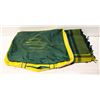 Image 1 : GREEN & GOLD WOOL BLANKET