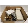 Image 1 : SMALL BOX CONTAINING CABINET & DOOR