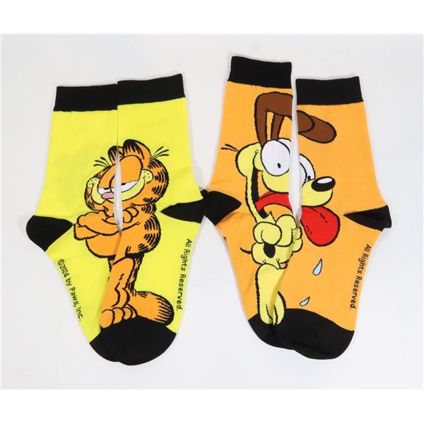 2 NEW PAIRS WOMEN'S GARFIELD AND ODIE SOCKS