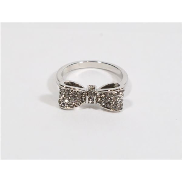NEW SIZE 7 ZIRCON BOW RING