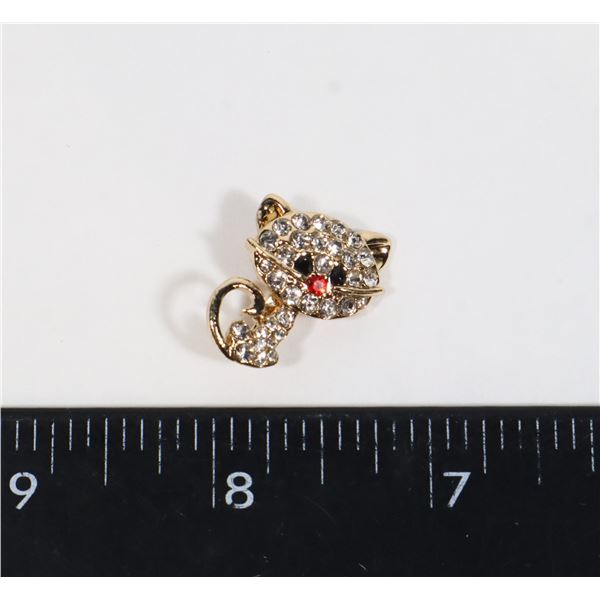 NEW GOLD TONE RHINESTONE DAINTY RED NOSE CAT