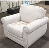 Image 1 : SHOW ROOM PALLISER VICEROY UPHOLSTERED CHAIR