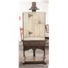 Image 1 : SHOW ROOM GALLERY STYLE EASEL ON ROLLERS W/
