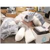 Image 1 : LARGE LOT OF FLOOR MODEL BEDDING, MATTRESS
