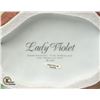 Image 2 : 1989 THE FRANKLIN MINT LADY VIOLET HAND