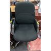 Image 1 : BLACK ROLLING OFFICE CHAIR
