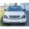 Image 2 : 2002 LEXUS RX300 AWD