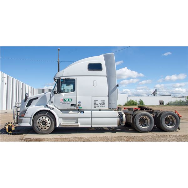 BAILIFF SEIZED: 2014 VOLVO D13 425HP TRACTOR